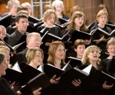 Halle Choir singing