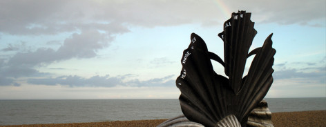 Photo of Maggi Hambling's Scallop sculpture by the sea