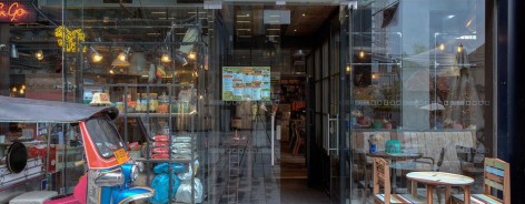 Photo of the front of Thaikun in Spinningfields