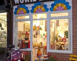 Second hand shop WowieZowie exterior