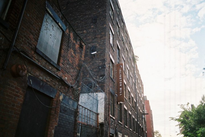 Photo of the outside of Islington Mill.