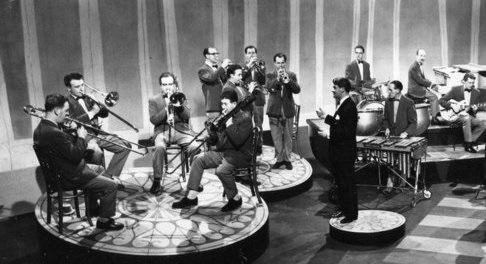Black and white photo of the northern dance orchestra