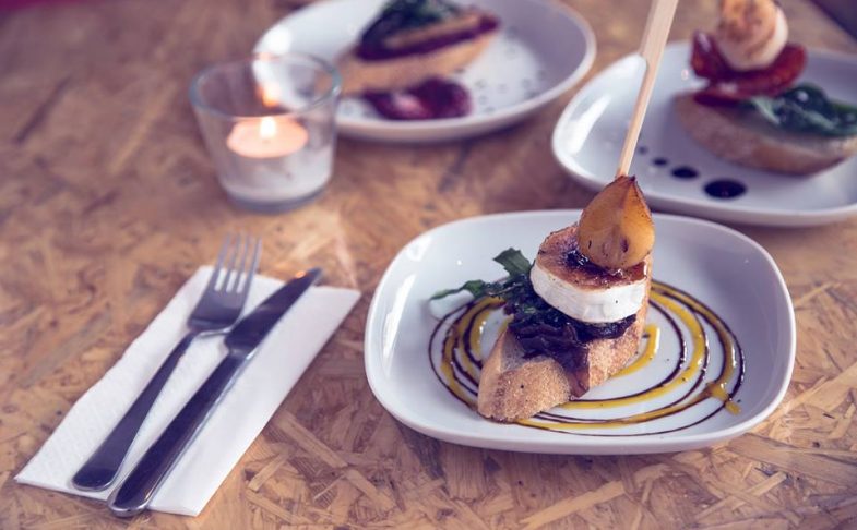 Photo of food sticks on plates
