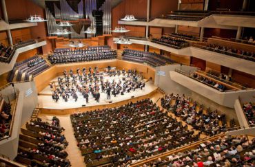 Photo of the Halle orchestra at Bridgewater