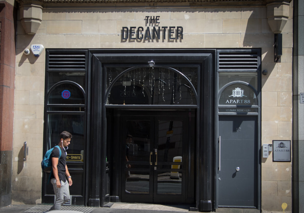 The Decanter Bar In Leeds Creative Tourist