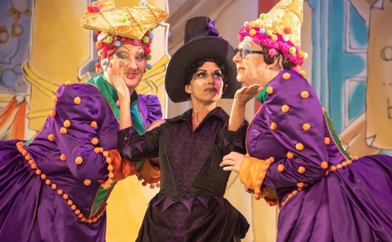 Cinderella at Oldham Coliseum