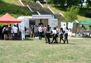 Research in the Park at Peel Park