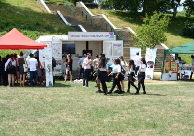 Research in the Park at Peel Park