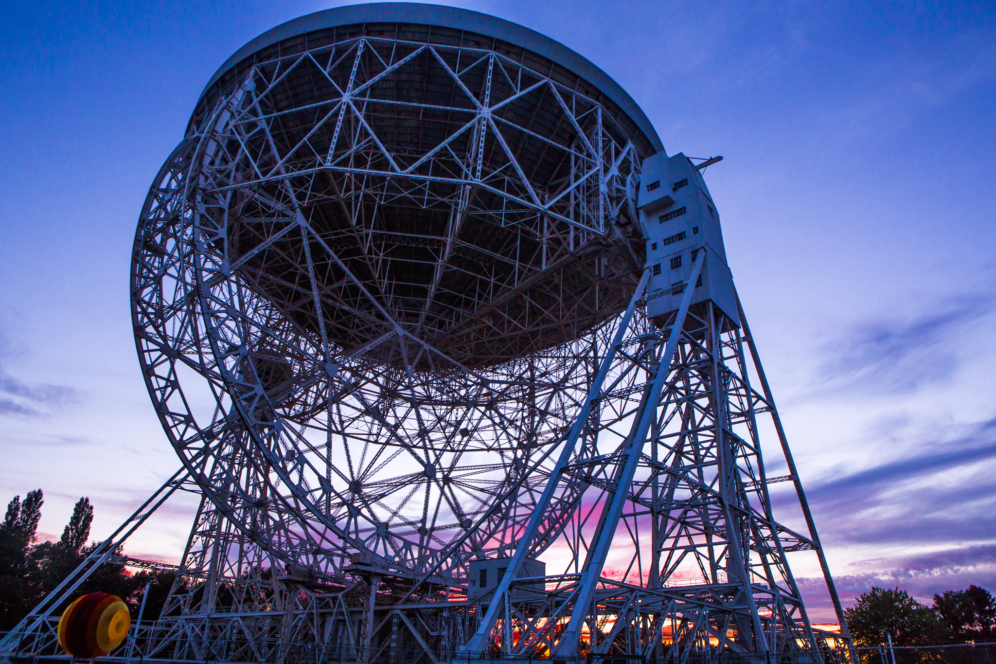Telescope Walking Tours at Jodrell Bank Discovery Centre Creative Tourist