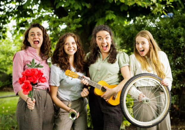 The Handlebards: Romeo and Juliet at the Lawrence Batley Theatre