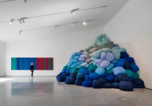 Installation of Sheila Hicks: Off Grid at The Hepworth Wakefield, 2022. Art works L-R: Peace Barrier, 2018; Ripe Rip, 2019; Nowhere To Go, 2022. Photo: Tom Bird / Courtesy: The Hepworth Wakefield