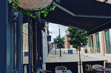 Riddles Bar