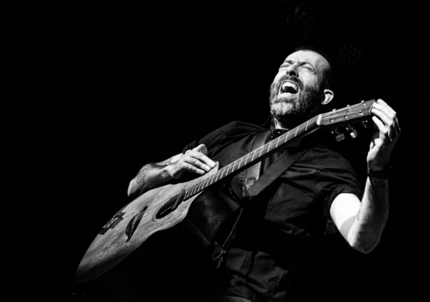 Jon Gomm