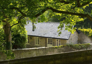 Castle View contemporary cottage, Lancaster