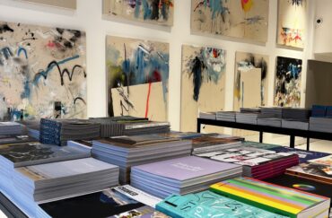 UNITOM bookshop