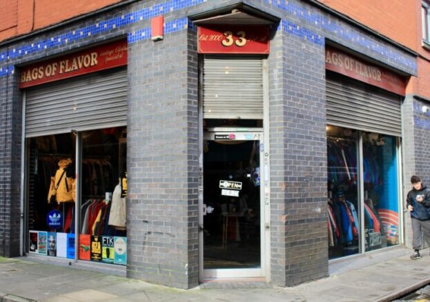 New indie bookshop UNITOM on Stevenson Square is now open