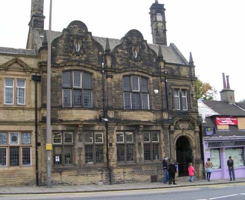Chapel Allerton Library Things to do in Chapel Allerton