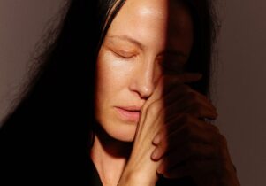A close-up image image of artist Keeley Forsyth