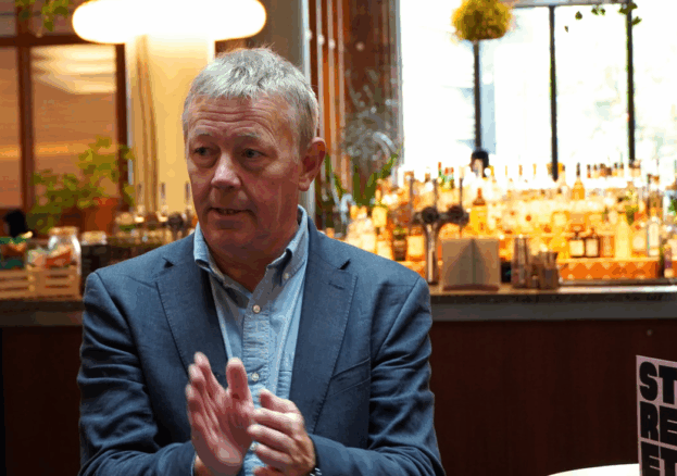 jonathan schofield giving tour