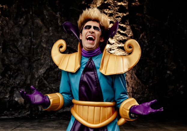 Richard David-Caine as Dr Big Brain in Horrible Science.